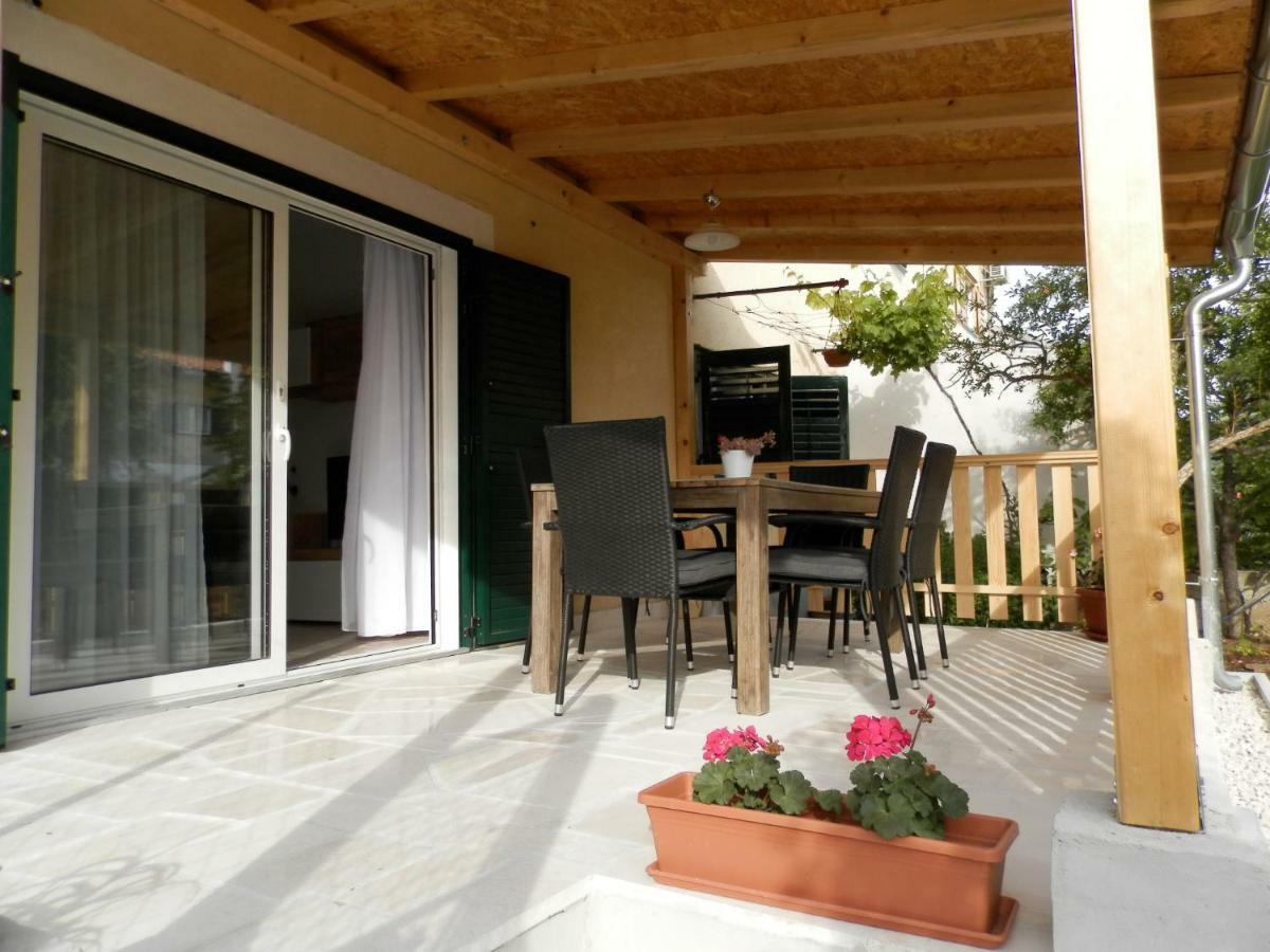 Apartment Slavica โลโซวาซ ภายนอก รูปภาพ