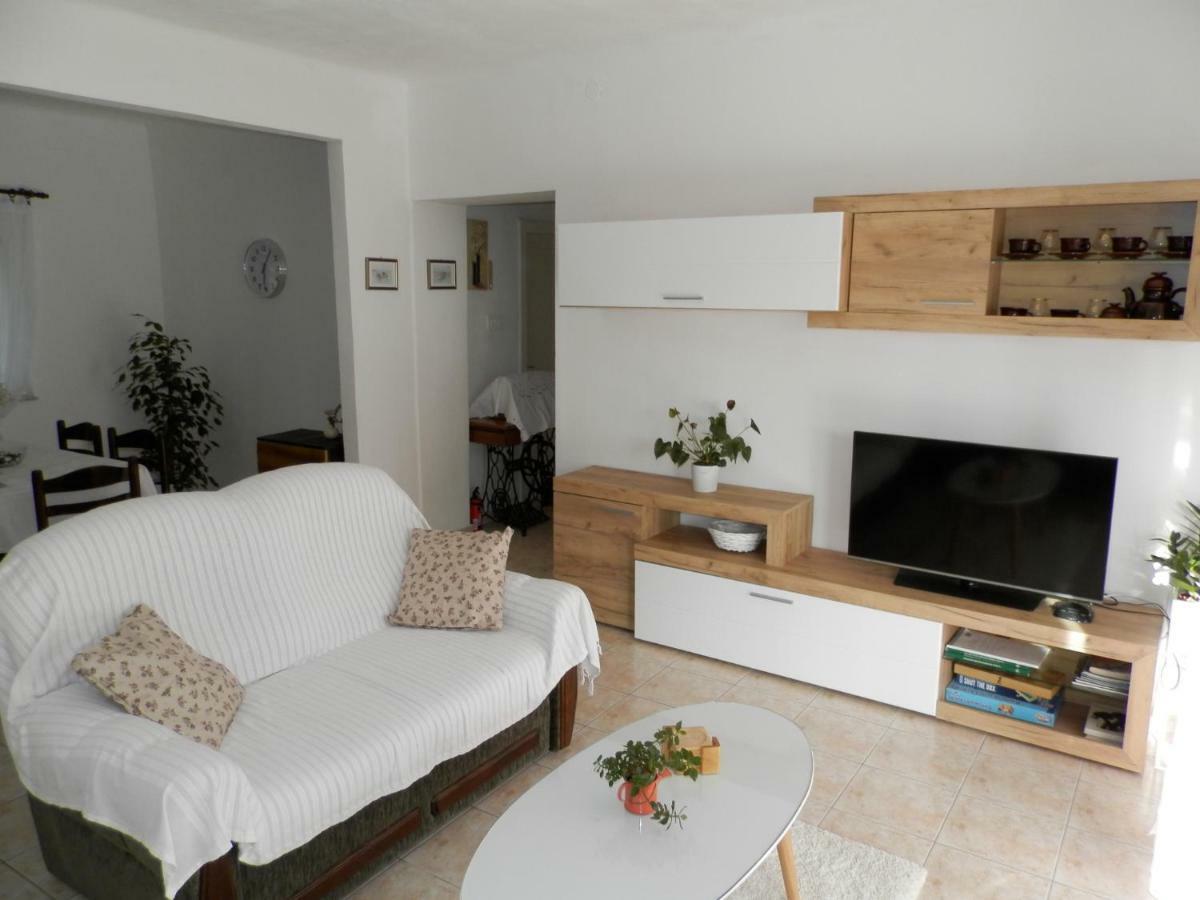 Apartment Slavica โลโซวาซ ภายนอก รูปภาพ